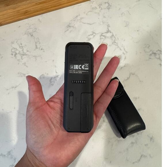 SONY ICD-PX370 Mono Digital Voice Recorder with Built-in USB with case - Picture 3 of 9